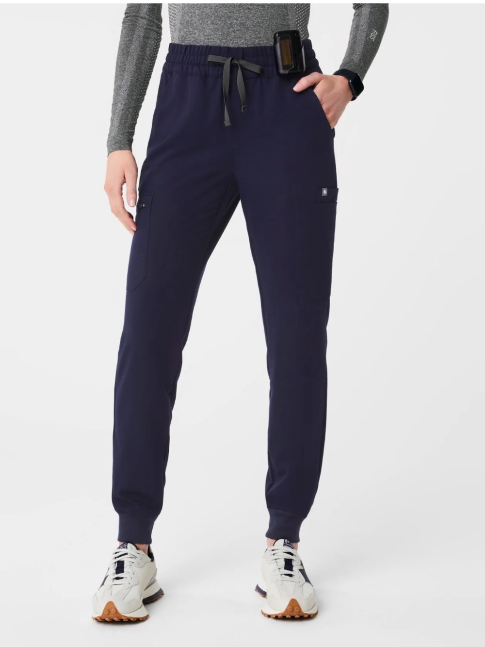 Figs S navy high waisted man relaxed jogger